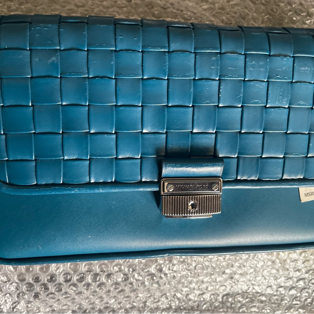 Michael Kors Bradshaw Small Convertible Shoulder Bag - Picture 5 of 5